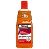 SONAX GlanzShampoo Konzentrat durchdringt und löst den Schmutz 1 l Flasche