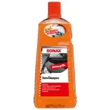 SONAX AutoShampoo Konzentrat durchdringt und löst den Schmutz 2 l Flasche